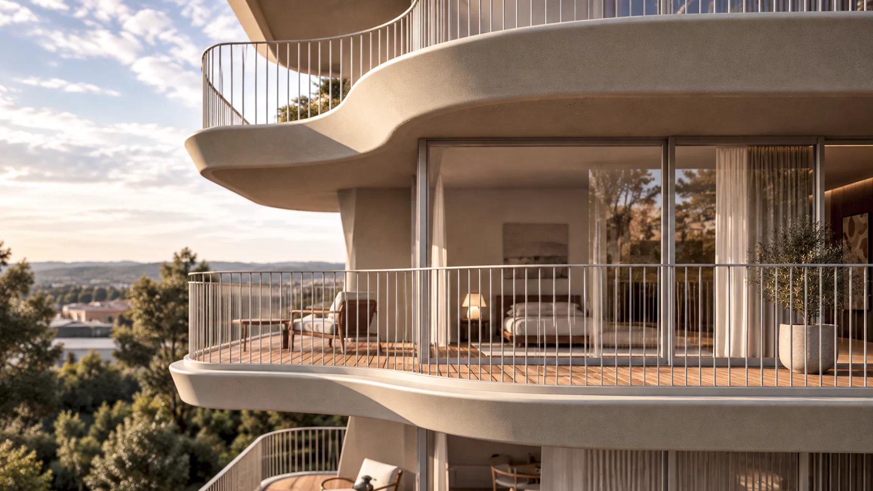 Varanda curva com vista para o interior do quarto ao anoitecer